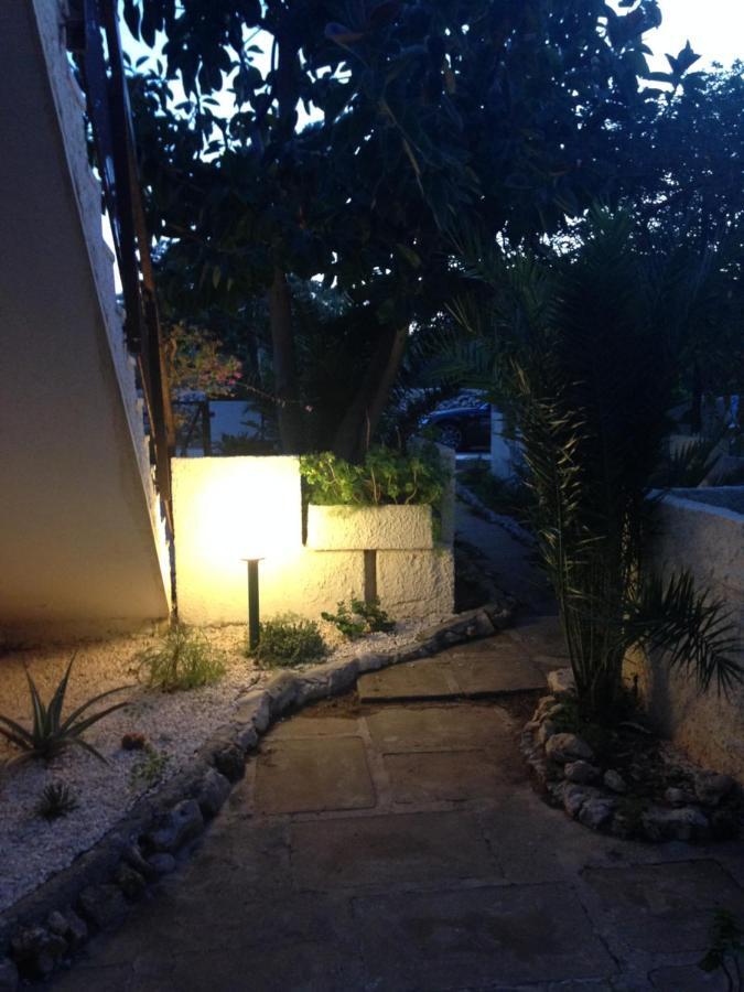 Residence Calarossa Terrasini Oda fotoğraf